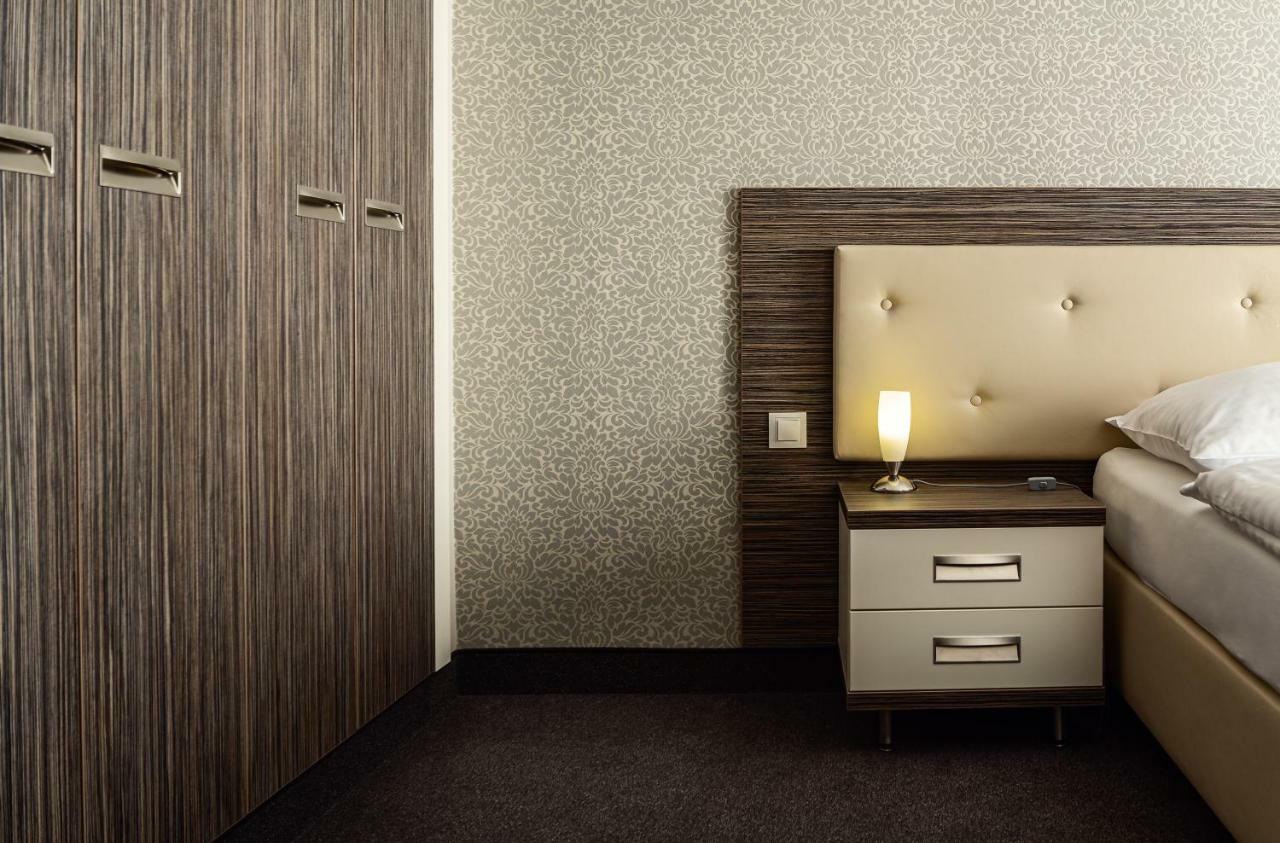 Hotel Malta Karlovy Vary Kültér fotó