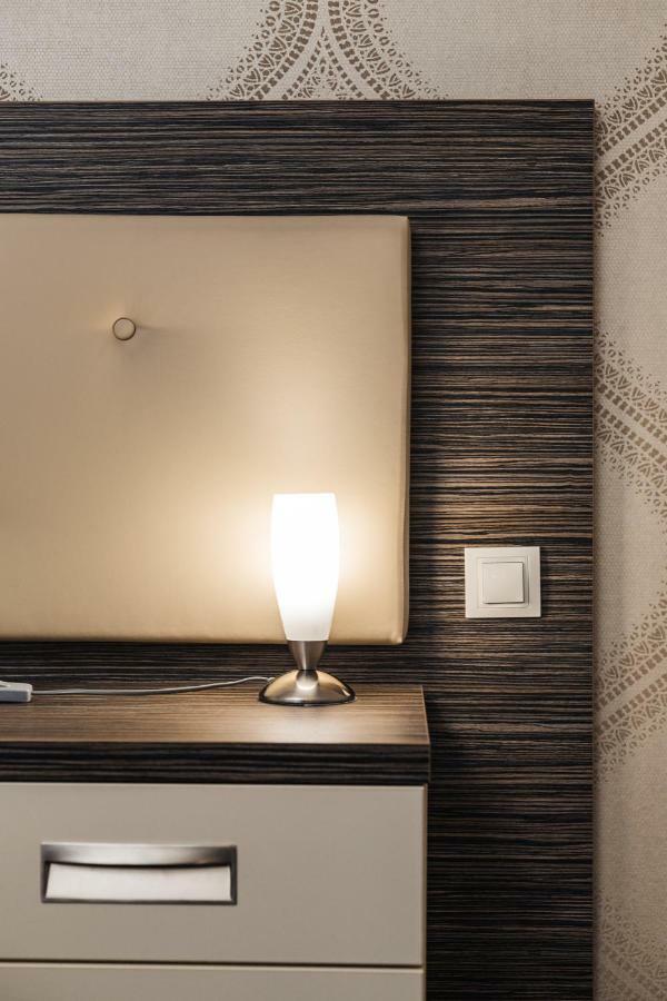 Hotel Malta Karlovy Vary Kültér fotó